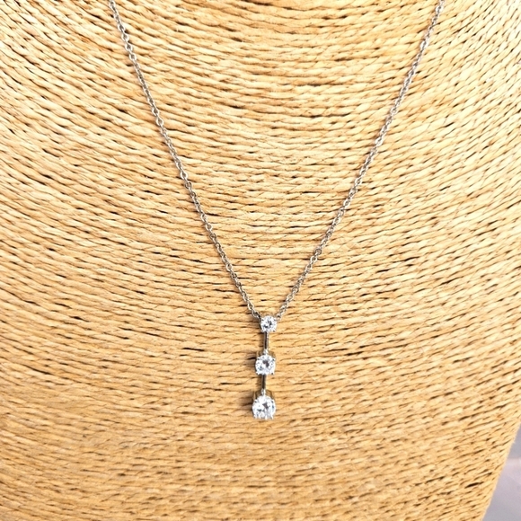 Tri-Crystal Stone Pendant Necklace - Picture 2 of 6